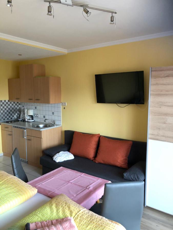 Pension Lipusch Sankt Veit im Jauntal ภายนอก รูปภาพ