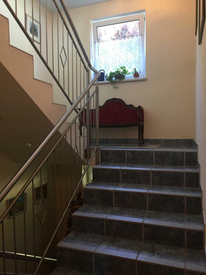Pension Lipusch Sankt Veit im Jauntal ภายนอก รูปภาพ