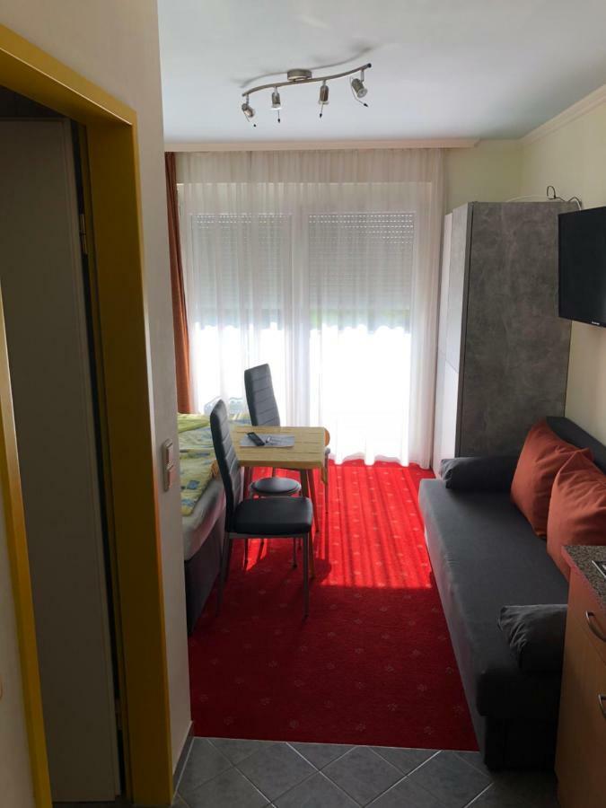Pension Lipusch Sankt Veit im Jauntal ภายนอก รูปภาพ